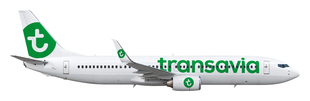 Boeing 737-800 in Transavia livery, side profile
